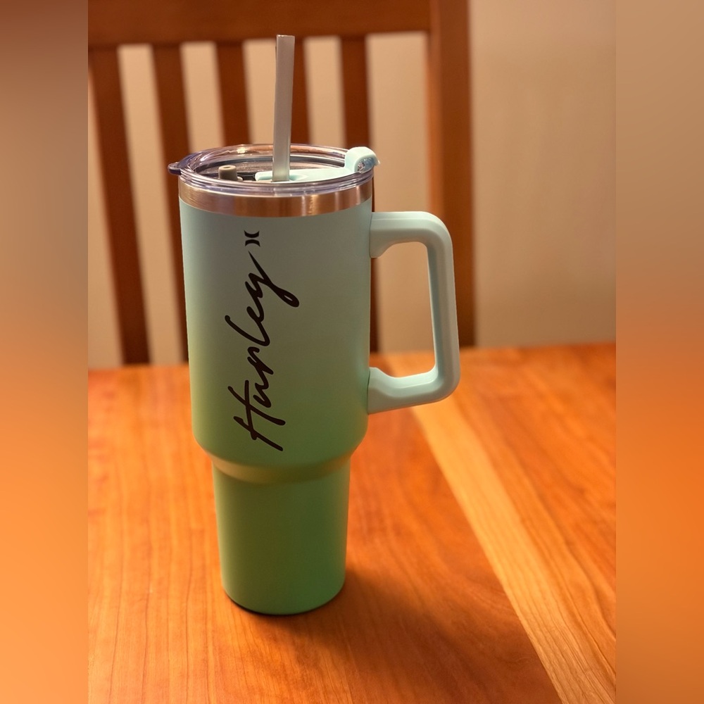 Hurley Light Blue/Mint Green 40 Oz Tumbler Thermos